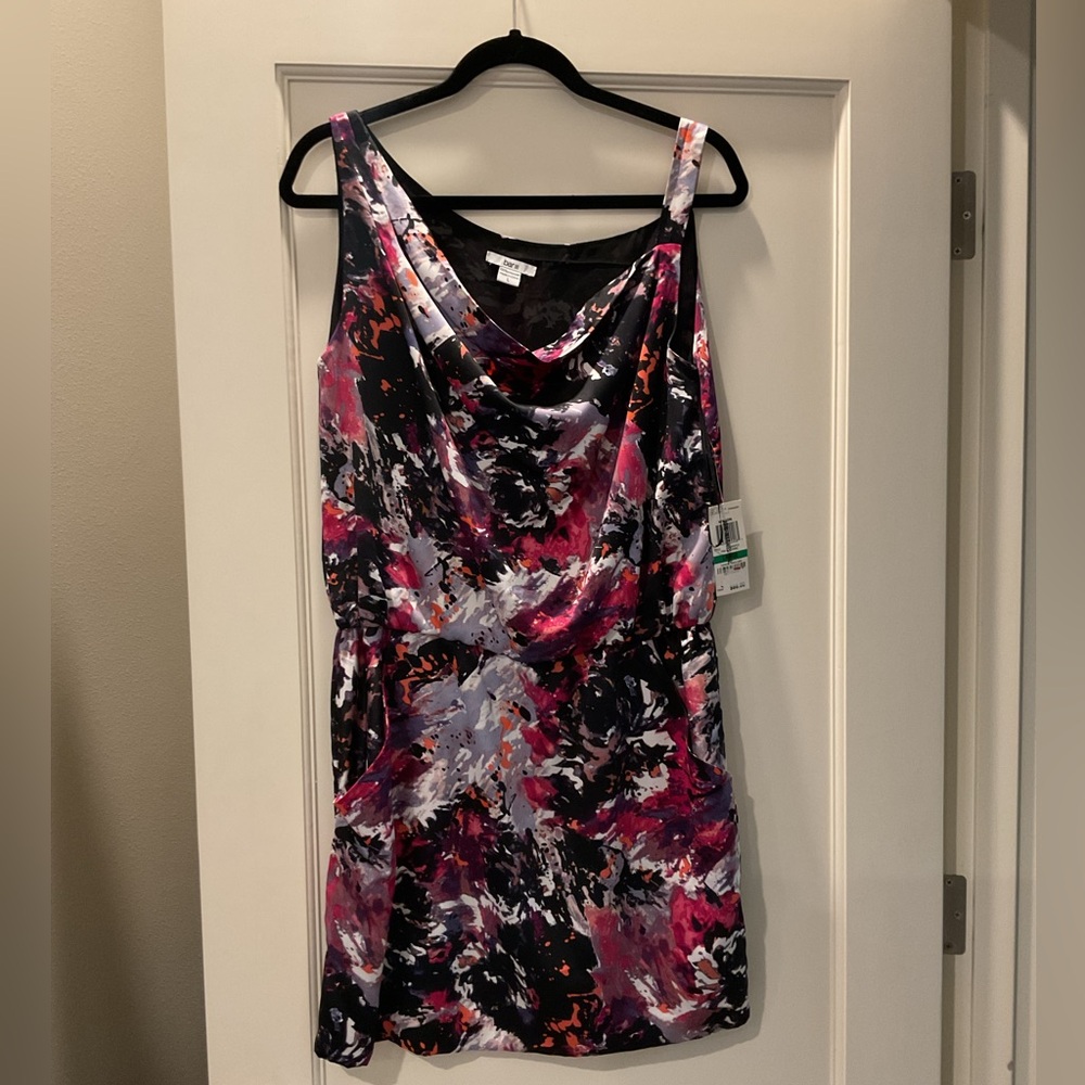 Bar lll large mini-dress with pockets - NWT